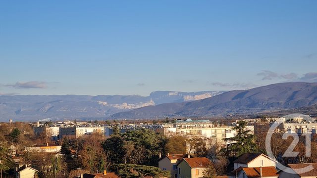 Appartement T5 &agrave; vendre - 5 pi&egrave;ces - 99,16 m2 - Romans Sur Isere - 26 - RHONE-ALPES