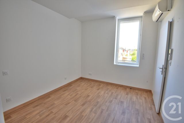 Appartement &agrave; louer - 3 pi&egrave;ces - 75,60 m2 - Romans Sur Isere - 26 - RHONE-ALPES