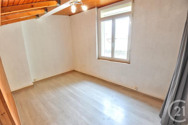 Maison &agrave; louer - 2 pi&egrave;ces - 52 m2 - Romans Sur Isere - 26 - RHONE-ALPES