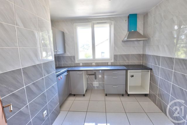 Appartement à louer - 3 pièces - 52,75 m2 - Romans Sur Isere - 26 - RHONE-ALPES