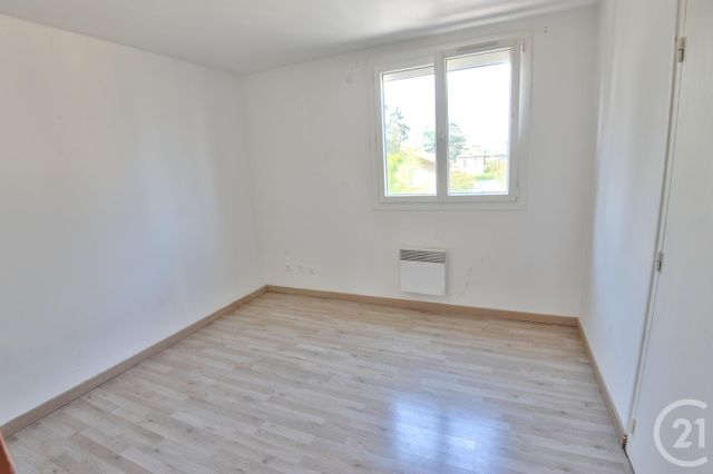 Appartement à louer - 3 pièces - 52,75 m2 - Romans Sur Isere - 26 - RHONE-ALPES
