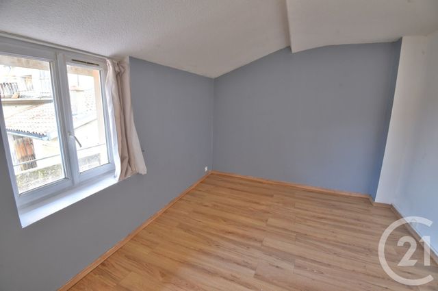 Appartement F5 &agrave; louer - 5 pi&egrave;ces - 99 m2 - Bourg De Peage - 26 - RHONE-ALPES