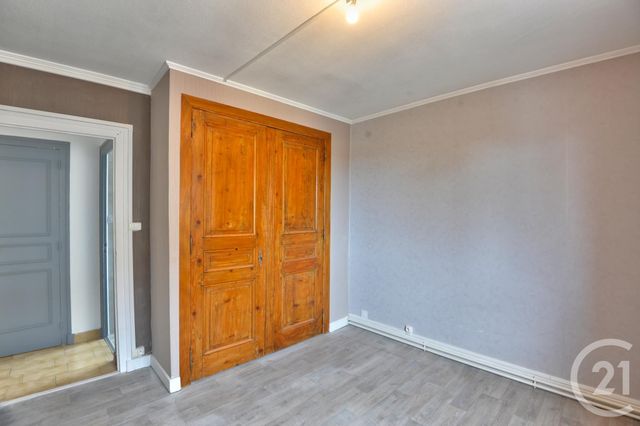 Appartement T4 &agrave; louer - 4 pi&egrave;ces - 68 m2 - Romans Sur Isere - 26 - RHONE-ALPES