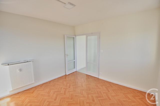 Appartement &agrave; louer - 3 pi&egrave;ces - 62,51 m2 - Romans Sur Isere - 26 - RHONE-ALPES