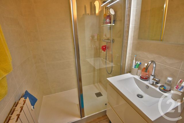 Maison &agrave; louer - 4 pi&egrave;ces - 84,45 m2 - Romans Sur Isere - 26 - RHONE-ALPES