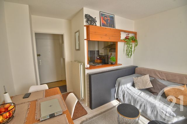 Appartement &agrave; louer - 2 pi&egrave;ces - 35,84 m2 - Romans Sur Isere - 26 - RHONE-ALPES