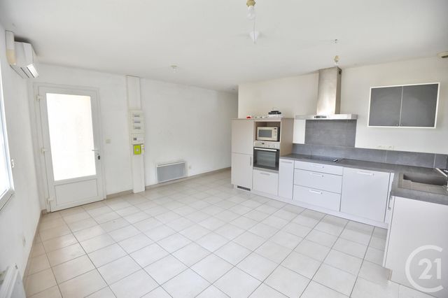 Appartement &agrave; louer - 3 pi&egrave;ces - 61 m2 - Romans Sur Isere - 26 - RHONE-ALPES