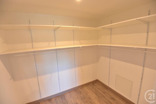 Maison &agrave; louer - 5 pi&egrave;ces - 119,36 m2 - Romans Sur Isere - 26 - RHONE-ALPES