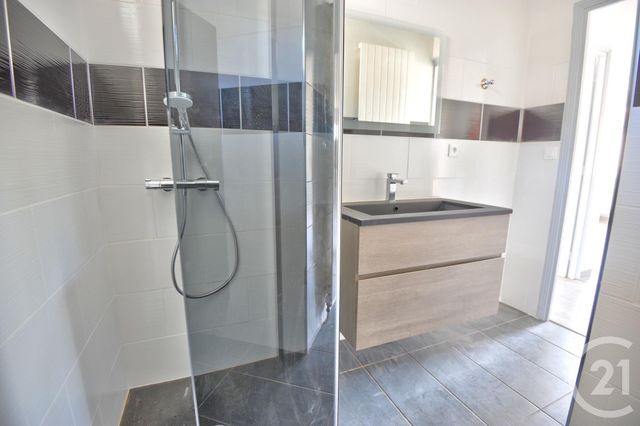 Maison &agrave; louer - 5 pi&egrave;ces - 119,36 m2 - Romans Sur Isere - 26 - RHONE-ALPES