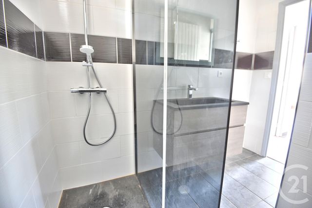 Maison &agrave; louer - 5 pi&egrave;ces - 119,36 m2 - Romans Sur Isere - 26 - RHONE-ALPES