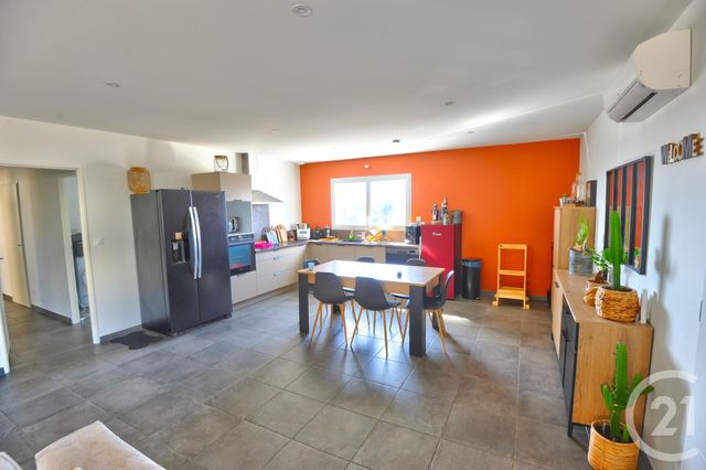 Appartement &agrave; louer - 4 pi&egrave;ces - 105 m2 - Genissieux - 26 - RHONE-ALPES