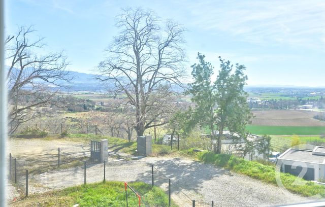 Appartement &agrave; louer - 4 pi&egrave;ces - 105 m2 - Genissieux - 26 - RHONE-ALPES