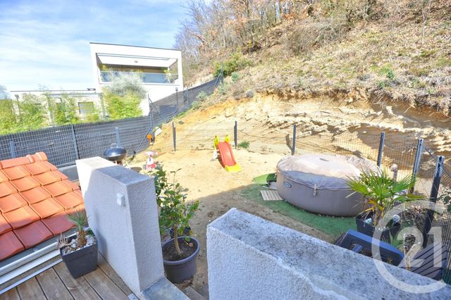 Appartement &agrave; louer - 4 pi&egrave;ces - 105 m2 - Genissieux - 26 - RHONE-ALPES