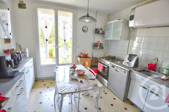 Appartement F2 &agrave; louer - 3 pi&egrave;ces - 55,32 m2 - Romans Sur Isere - 26 - RHONE-ALPES