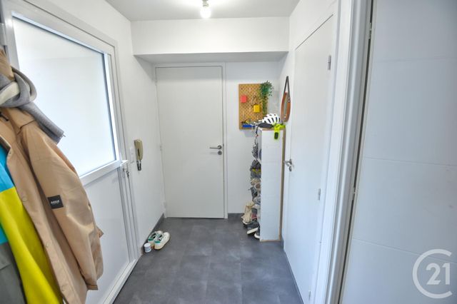 Appartement &agrave; louer - 3 pi&egrave;ces - 82 m2 - Romans Sur Isere - 26 - RHONE-ALPES