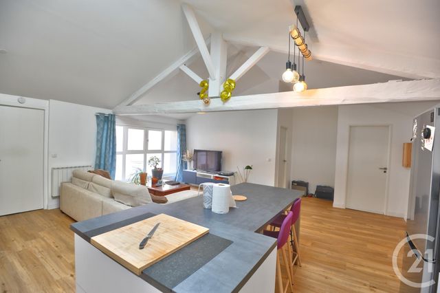 Appartement &agrave; louer - 3 pi&egrave;ces - 82 m2 - Romans Sur Isere - 26 - RHONE-ALPES