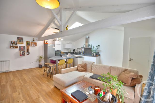 Appartement &agrave; louer - 3 pi&egrave;ces - 82 m2 - Romans Sur Isere - 26 - RHONE-ALPES