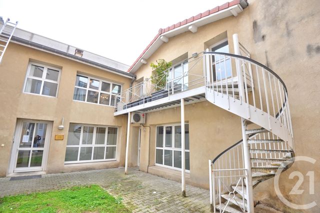 Appartement &agrave; louer - 3 pi&egrave;ces - 82 m2 - Romans Sur Isere - 26 - RHONE-ALPES