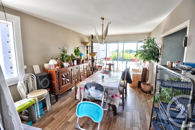 Appartement F4 &agrave; louer - 4 pi&egrave;ces - 75 m2 - Romans Sur Isere - 26 - RHONE-ALPES