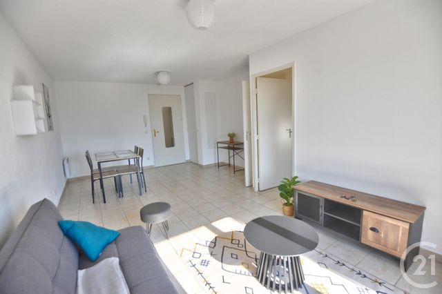 Appartement &agrave; louer - 2 pi&egrave;ces - 49,44 m2 - Romans Sur Isere - 26 - RHONE-ALPES