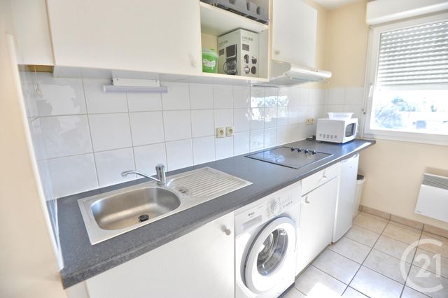 Appartement &agrave; louer - 2 pi&egrave;ces - 49,44 m2 - Romans Sur Isere - 26 - RHONE-ALPES