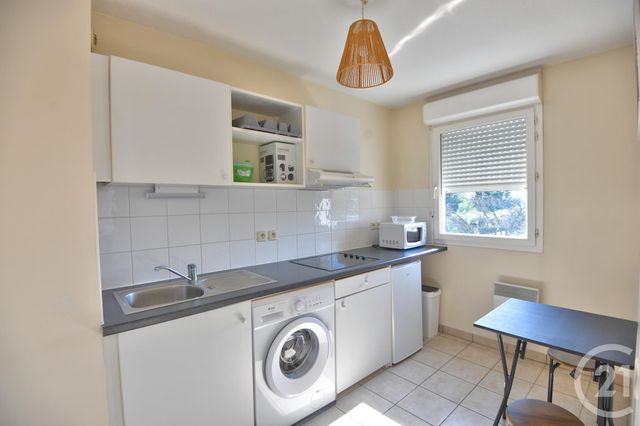 Appartement &agrave; louer - 2 pi&egrave;ces - 49,44 m2 - Romans Sur Isere - 26 - RHONE-ALPES
