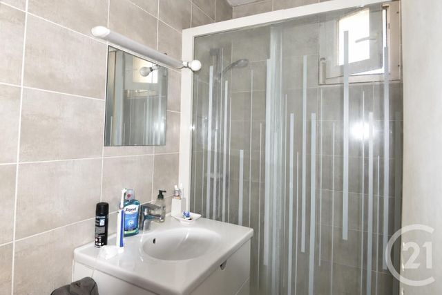 Appartement T3 &agrave; vendre - 4 pi&egrave;ces - 67,78 m2 - Romans Sur Isere - 26 - RHONE-ALPES