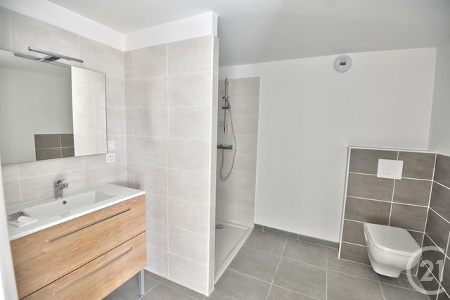 Appartement F2 &agrave; louer - 2 pi&egrave;ces - 52,03 m2 - Romans Sur Isere - 26 - RHONE-ALPES