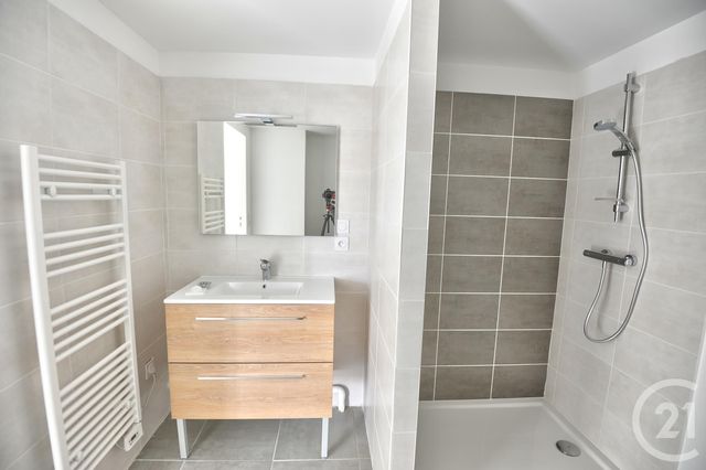 Appartement F2 &agrave; louer - 2 pi&egrave;ces - 52,03 m2 - Romans Sur Isere - 26 - RHONE-ALPES
