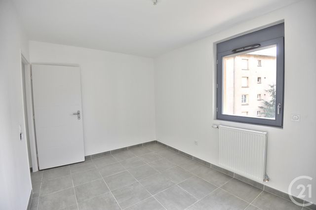 Appartement F2 &agrave; louer - 2 pi&egrave;ces - 52,03 m2 - Romans Sur Isere - 26 - RHONE-ALPES