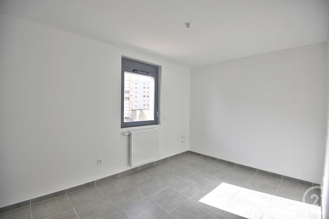 Appartement F2 &agrave; louer - 2 pi&egrave;ces - 52,03 m2 - Romans Sur Isere - 26 - RHONE-ALPES