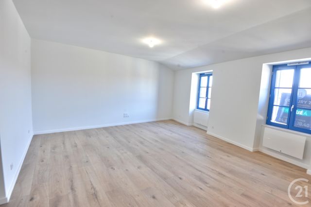 Appartement &agrave; louer - 3 pi&egrave;ces - 82,05 m2 - Bourg De Peage - 26 - RHONE-ALPES
