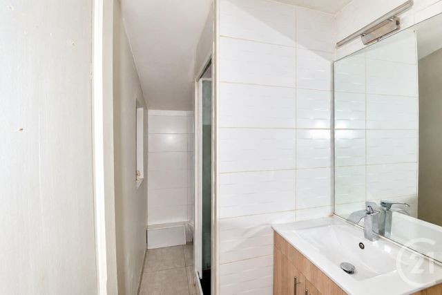 Appartement T3 &agrave; vendre - 3 pi&egrave;ces - 62,92 m2 - Romans Sur Isere - 26 - RHONE-ALPES
