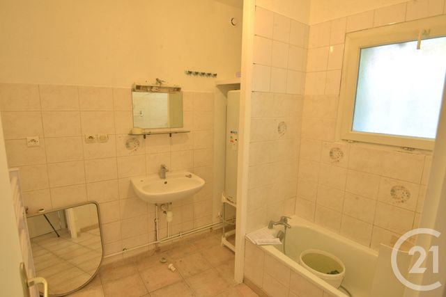 Appartement F3 &agrave; louer - 3 pi&egrave;ces - 66,33 m2 - Romans Sur Isere - 26 - RHONE-ALPES