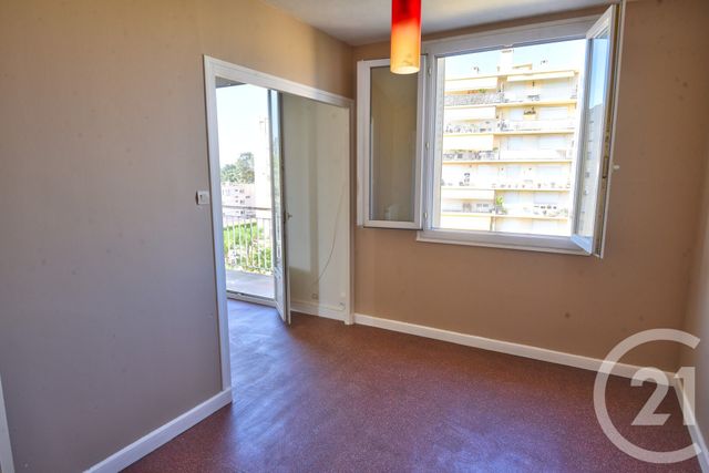 Appartement F3 &agrave; louer - 4 pi&egrave;ces - 68,19 m2 - Romans Sur Isere - 26 - RHONE-ALPES