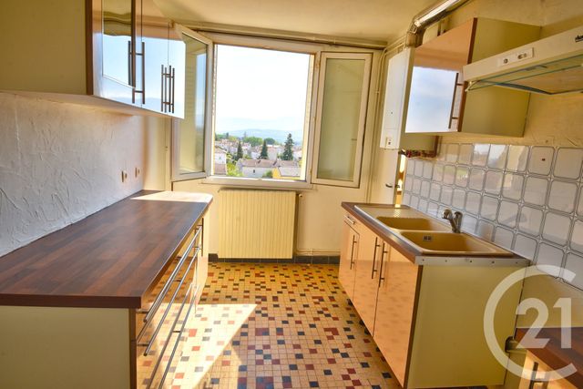 Appartement F3 &agrave; louer - 4 pi&egrave;ces - 68,19 m2 - Romans Sur Isere - 26 - RHONE-ALPES