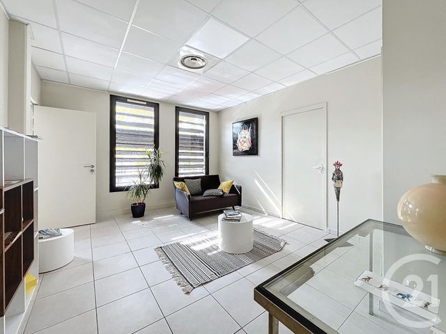 Bureaux à louer - 116.0 m2 - 34 - Herault