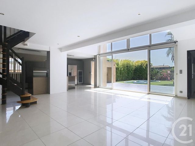 Maison à vendre - 5 pièces - 151 m2 - Mudaison - 34 - LANGUEDOC-ROUSSILLON