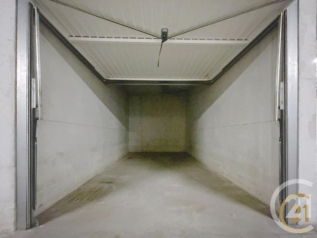 Parking à louer - 15 m2 - Baillargues - 34 - LANGUEDOC-ROUSSILLON