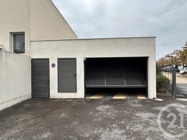 Parking à louer - 15 m2 - Baillargues - 34 - LANGUEDOC-ROUSSILLON