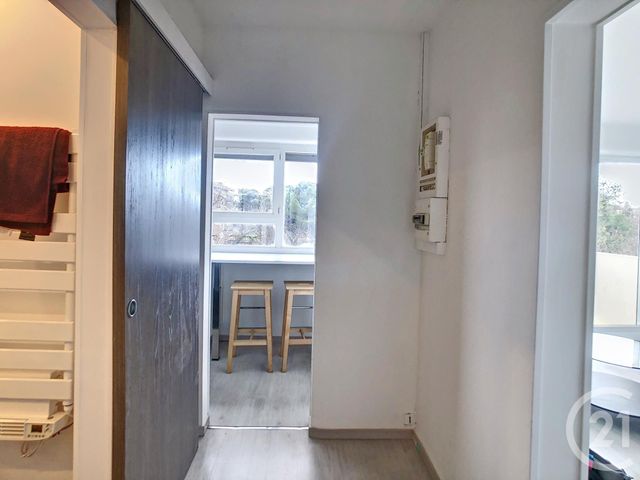 Appartement Studio Cabine &agrave; louer - 1 pi&egrave;ce - 30,73 m2 - Montpellier - 34 - LANGUEDOC-ROUSSILLON