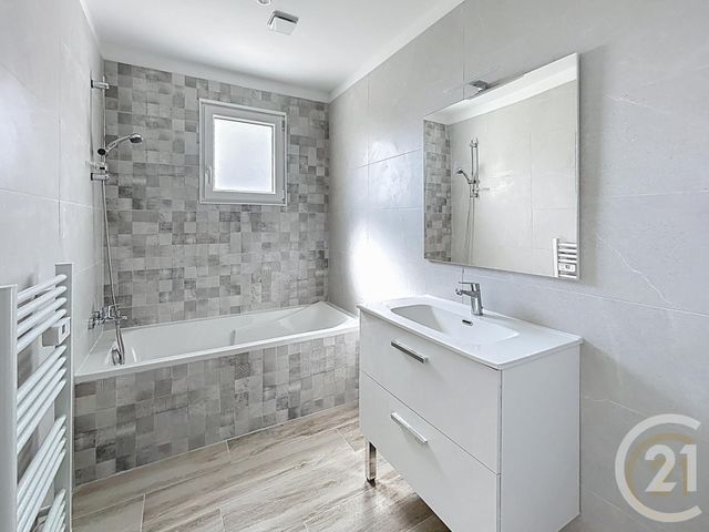 Maison &agrave; louer - 4 pi&egrave;ces - 96,30 m2 - Mauguio Carnon - 34 - LANGUEDOC-ROUSSILLON