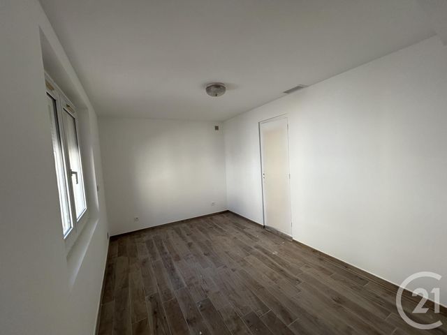 Appartement F4 &agrave; louer - 4 pi&egrave;ces - 75,08 m2 - St Just - 34 - LANGUEDOC-ROUSSILLON