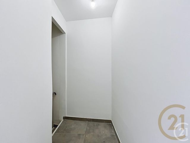Appartement F4 &agrave; louer - 4 pi&egrave;ces - 81,48 m2 - St Just - 34 - LANGUEDOC-ROUSSILLON