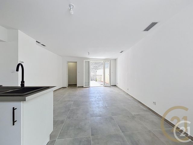 Appartement F4 &agrave; louer - 4 pi&egrave;ces - 81,48 m2 - St Just - 34 - LANGUEDOC-ROUSSILLON