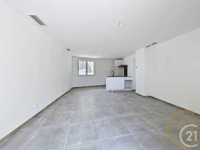Appartement F4 &agrave; louer - 4 pi&egrave;ces - 81,48 m2 - St Just - 34 - LANGUEDOC-ROUSSILLON