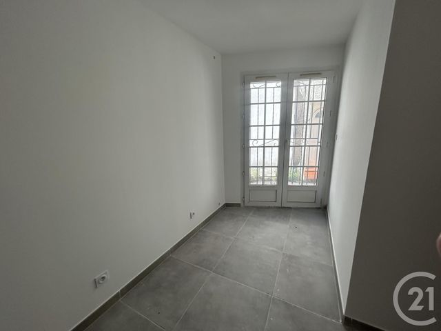 Appartement F4 &agrave; louer - 4 pi&egrave;ces - 81,48 m2 - St Just - 34 - LANGUEDOC-ROUSSILLON