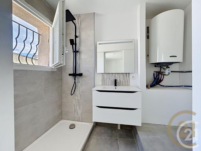 Appartement F4 &agrave; louer - 4 pi&egrave;ces - 81,48 m2 - St Just - 34 - LANGUEDOC-ROUSSILLON