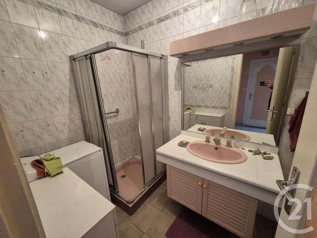 Appartement T3 &agrave; vendre - 3 pi&egrave;ces - 71,55 m2 - St Fons - 69 - RHONE-ALPES