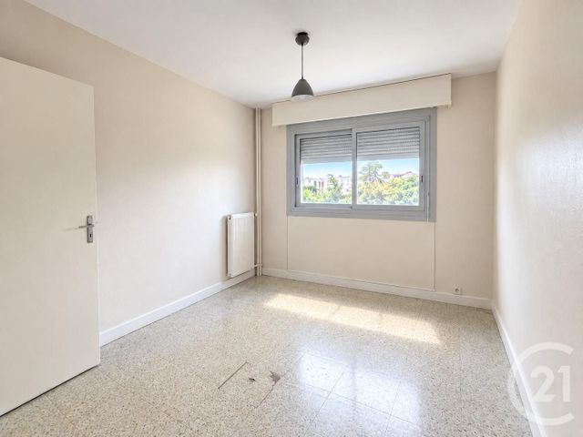 Appartement T5 &agrave; vendre - 5 pi&egrave;ces - 97,06 m2 - Venissieux - 69 - RHONE-ALPES